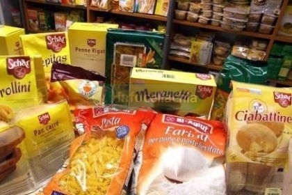 Gli alimenti senza glutine costano meno al supermercato